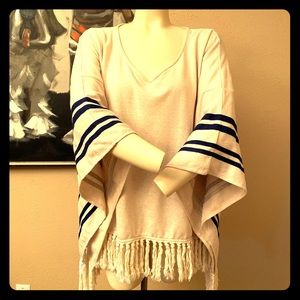 🍁 Altar’d State fall poncho, size S